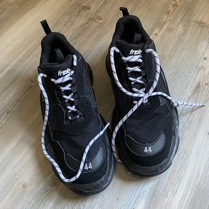 Balenciaga Triple S size:44/11